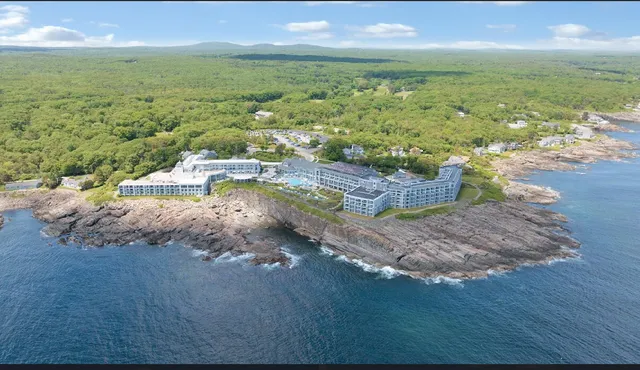 $999,999 | 41 Circuit Road, York, ME 03902