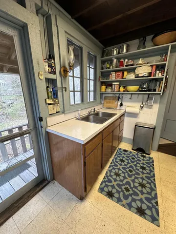 $999,999 | 41 Circuit Road, York, ME 03902