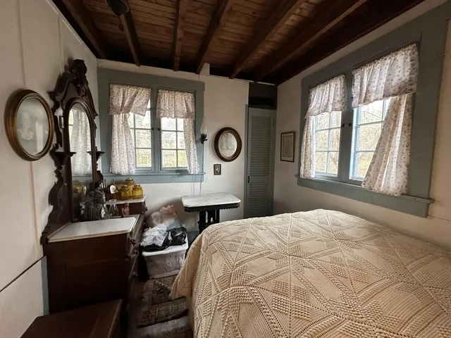 $999,999 | 41 Circuit Road, York, ME 03902