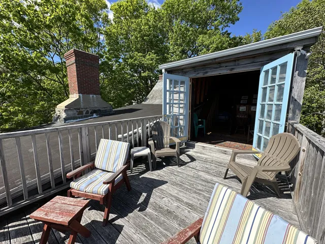 $999,999 | 41 Circuit Road, York, ME 03902