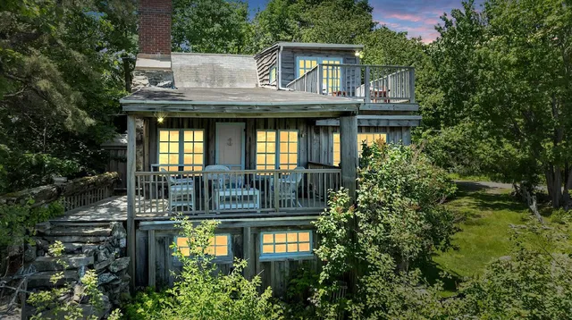 $999,999 | 41 Circuit Road, York, ME 03902