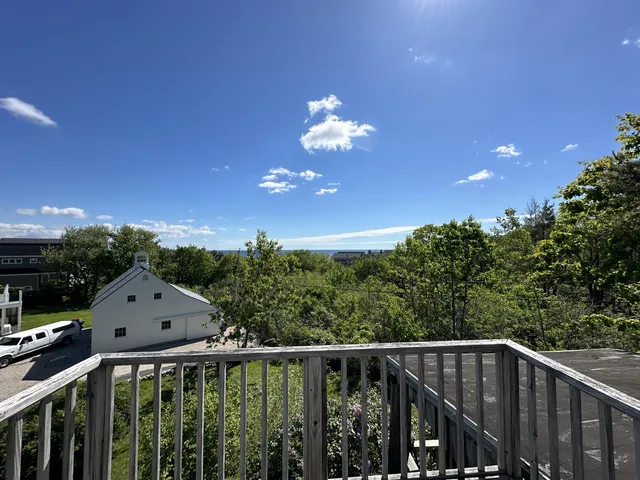 $999,999 | 41 Circuit Road, York, ME 03902