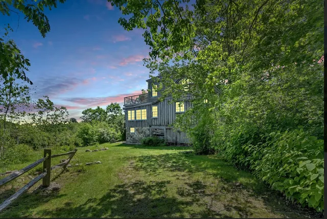$999,999 | 41 Circuit Road, York, ME 03902