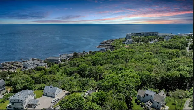 $999,999 | 41 Circuit Road, York, ME 03902