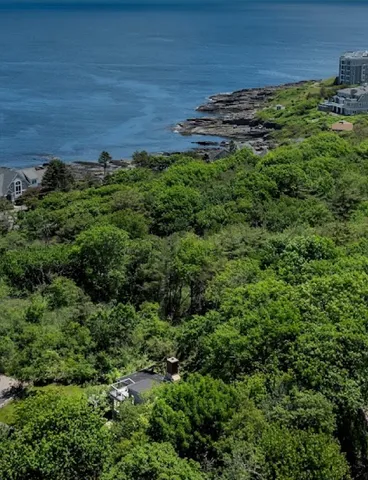 $999,999 | 41 Circuit Road, York, ME 03902