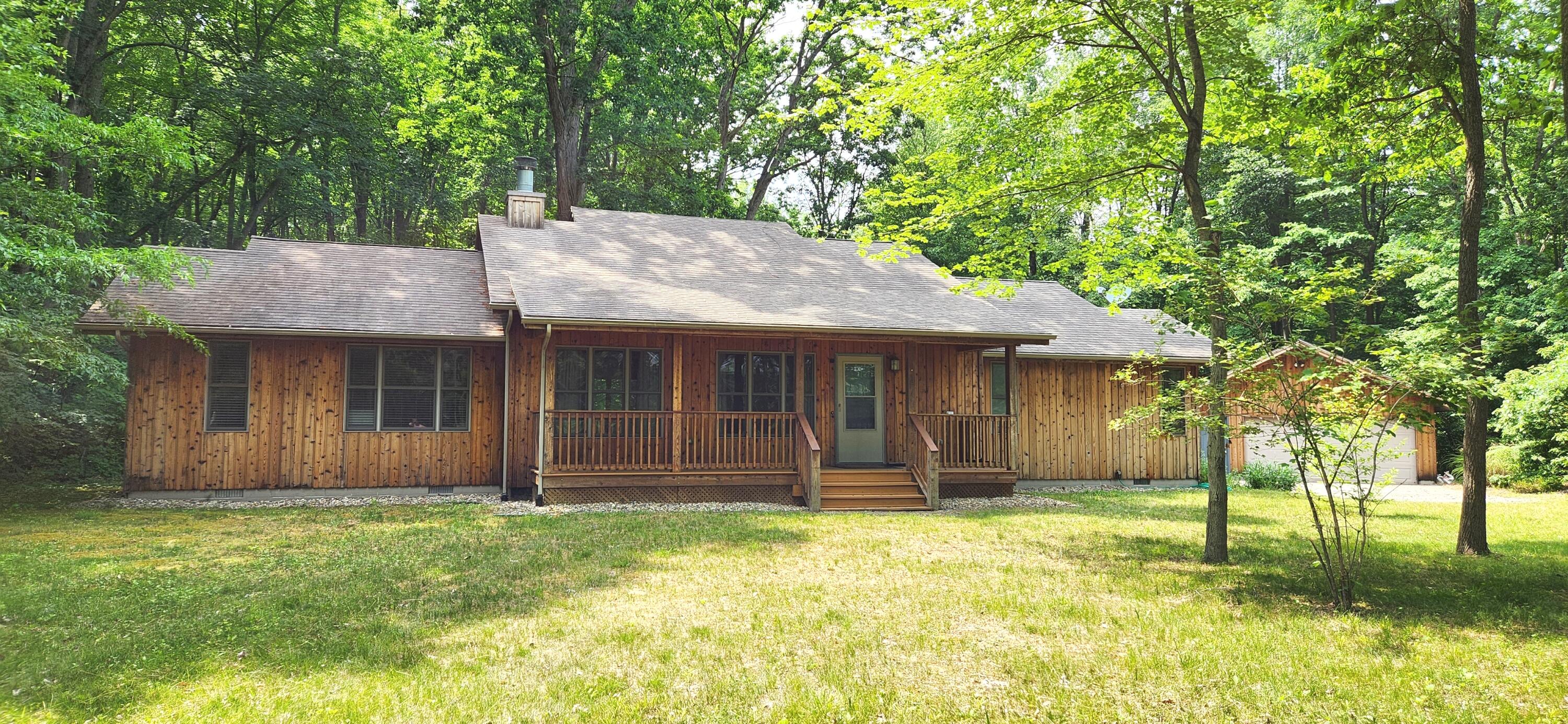 19386 Shedd Road New Buffalo, MI 49117 - Photo 1 of 39 Front