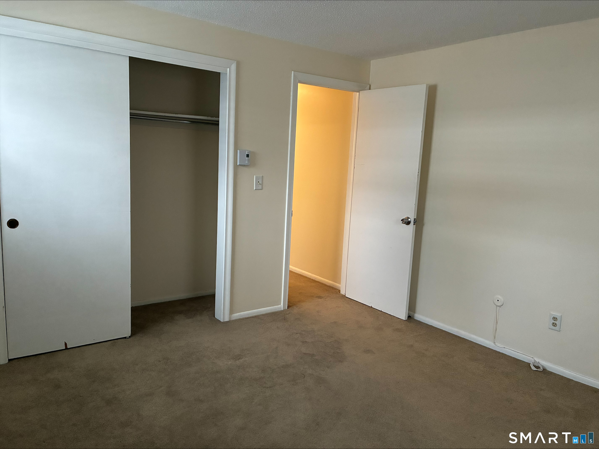 26 College Street, Unit 2 Clinton, CT 06413 - Photo 25 of 27 a view of an empty room