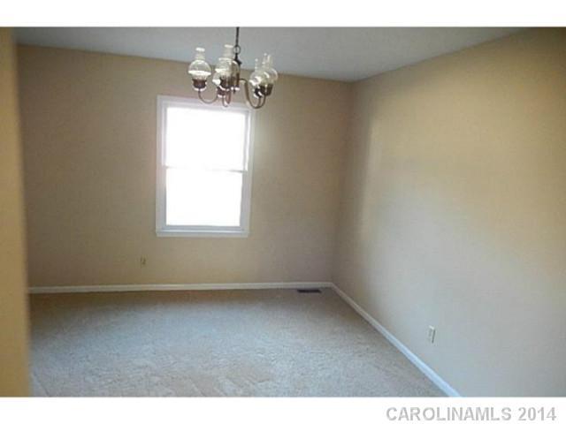 715 Bethany Road Gastonia, NC 28052 - Photo 3 of 15 Gallery Image 3