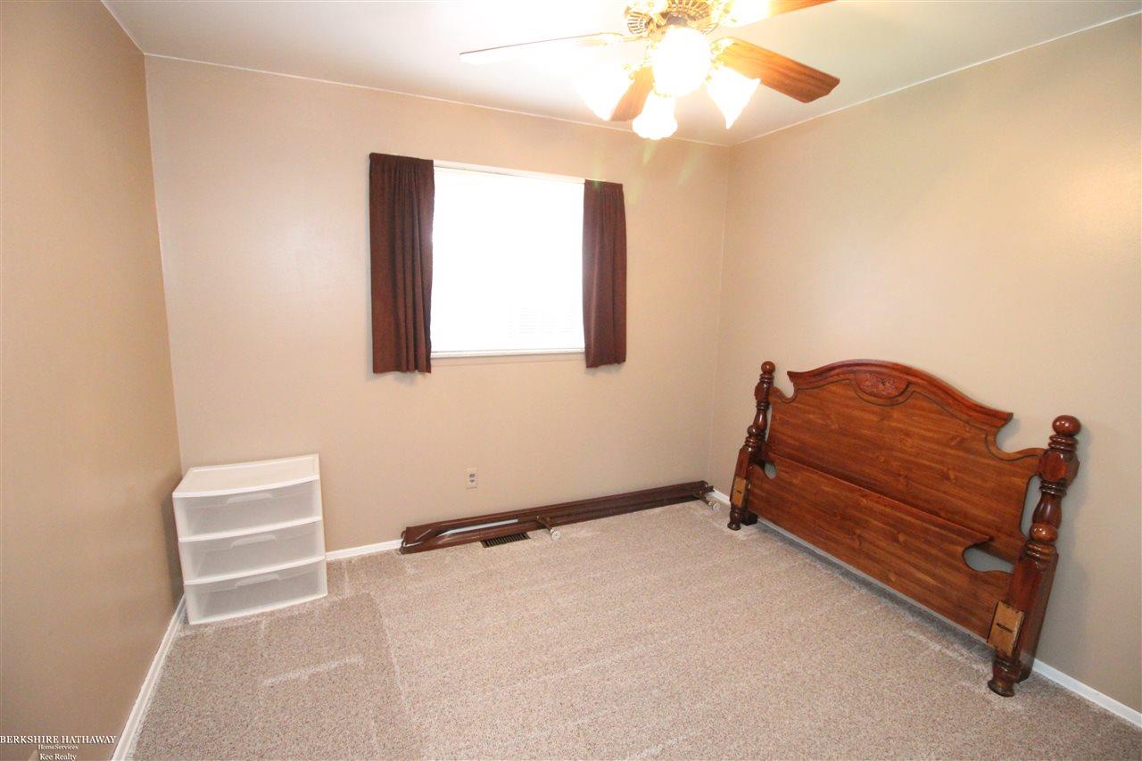 47181 Barbara Road Macomb, MI 48044 - Photo 23 of 34 31395494-22.JPG