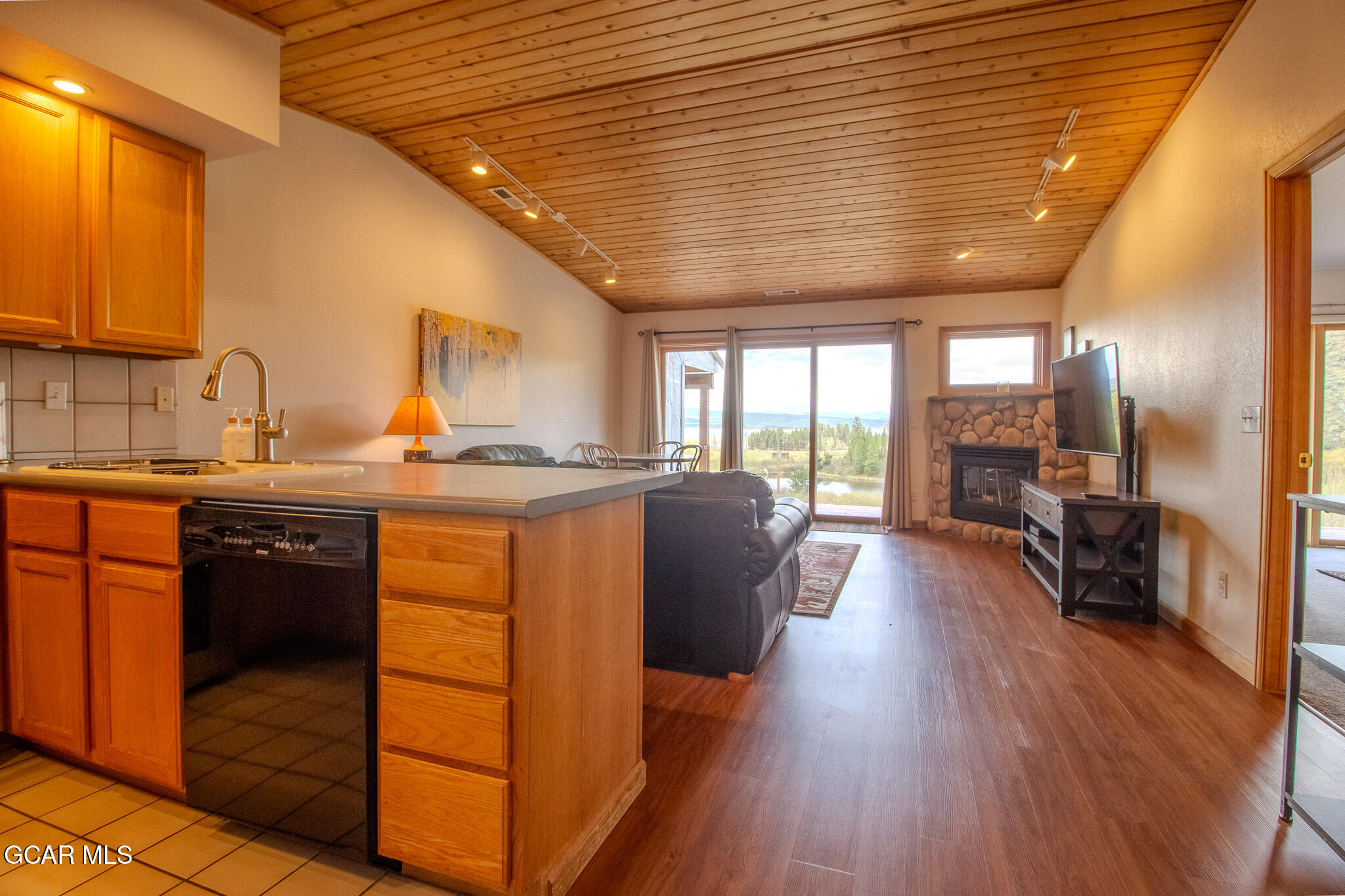 275 Golf Course Road, Unit 7 Grand Lake, CO 80447 - Photo 4 of 22 IMG_9472-HDR
