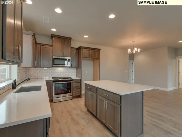 $489,900 | 798 Northeast Alderwood Drive, Unit 88, Estacada, OR 97023