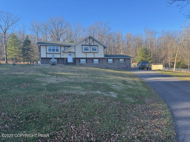 122 Deep Woods Lane Stroudsburg, PA 18360 - Photo 2 of 111 122 Deep Woods Ln