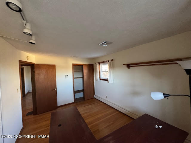 122 Deep Woods Lane Stroudsburg, PA 18360 - Photo 21 of 111 unnBedroom 2amed(6)