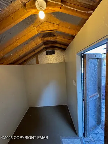 $497,000 | 122 Deep Woods Lane, Stroudsburg, PA 18360