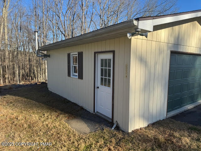 122 Deep Woods Lane Stroudsburg, PA 18360 - Photo 66 of 111 Newer Roofs