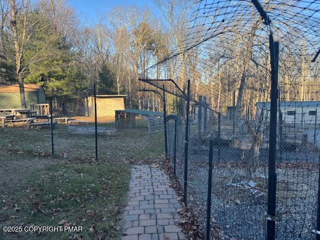 122 Deep Woods Lane Stroudsburg, PA 18360 - Photo 88 of 111 Cat Fencing
