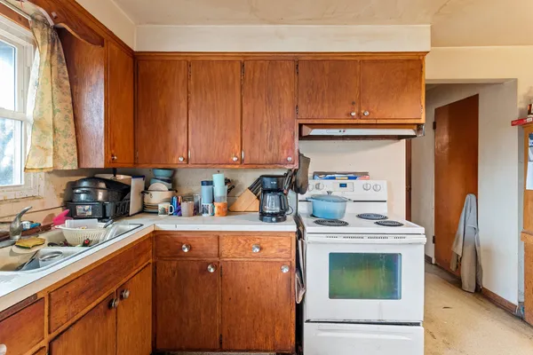 $274,900 | 604 Knight Avenue, Neenah, WI 54956