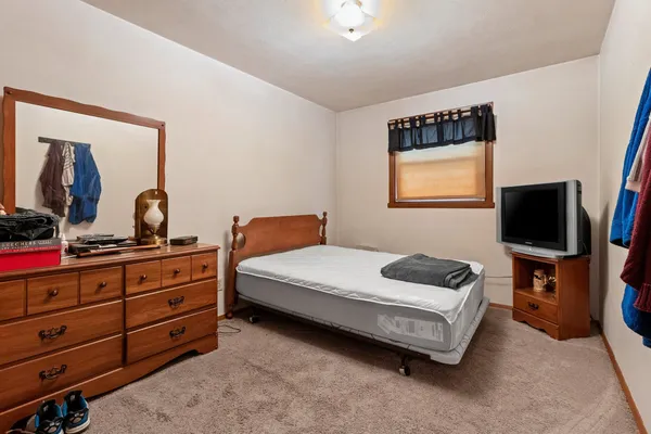 $274,900 | 604 Knight Avenue, Neenah, WI 54956