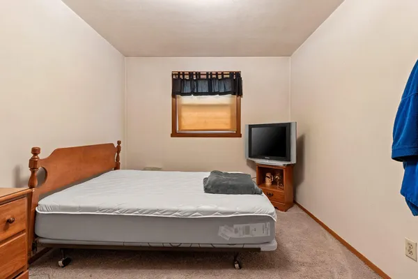 $274,900 | 604 Knight Avenue, Neenah, WI 54956