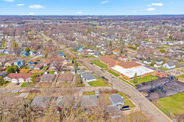 $274,900 | 604 Knight Avenue, Neenah, WI 54956