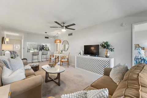 $184,900 | 13369 Touchstone Place, Unit 203, Palm Beach Gardens, FL 33418