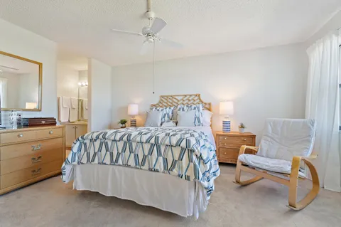 $184,900 | 13369 Touchstone Place, Unit 203, Palm Beach Gardens, FL 33418