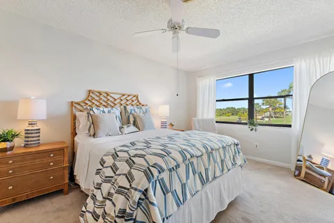 $184,900 | 13369 Touchstone Place, Unit 203, Palm Beach Gardens, FL 33418