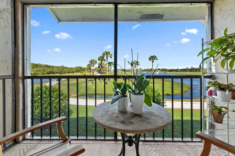 $184,900 | 13369 Touchstone Place, Unit 203, Palm Beach Gardens, FL 33418