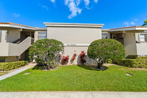 $184,900 | 13369 Touchstone Place, Unit 203, Palm Beach Gardens, FL 33418