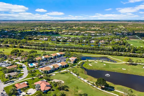 $184,900 | 13369 Touchstone Place, Unit 203, Palm Beach Gardens, FL 33418