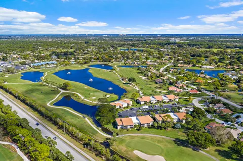 $184,900 | 13369 Touchstone Place, Unit 203, Palm Beach Gardens, FL 33418