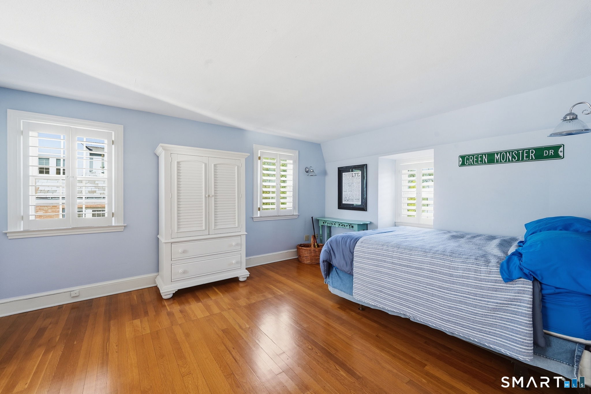 28 Colony Road West Hartford, CT 06117 - Photo 30 of 40 Gallery Image 30