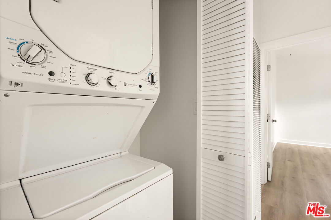 312 Chestnut Avenue Los Angeles, CA 90042 - Photo 17 of 20