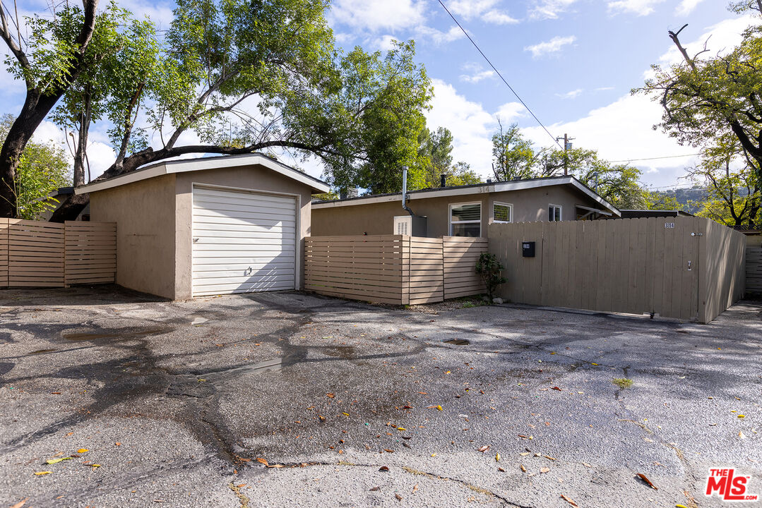 312 Chestnut Avenue Los Angeles, CA 90042 - Photo 19 of 20