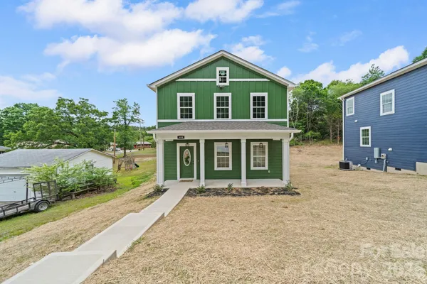 $265,000 | 908 Dewey Street, Badin, NC 28009