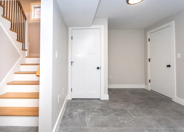 $1,149,900 | 89 Hardy Pond Road, Waltham, MA 02451