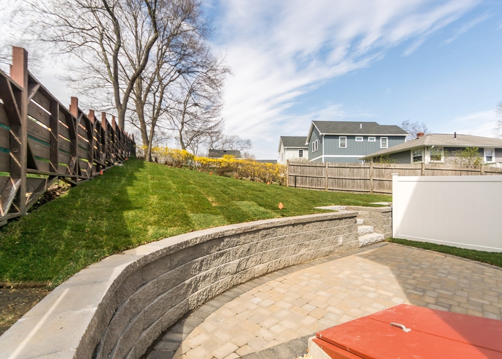 89 Hardy Pond Road Waltham, MA 02451 - Photo 38 of 39