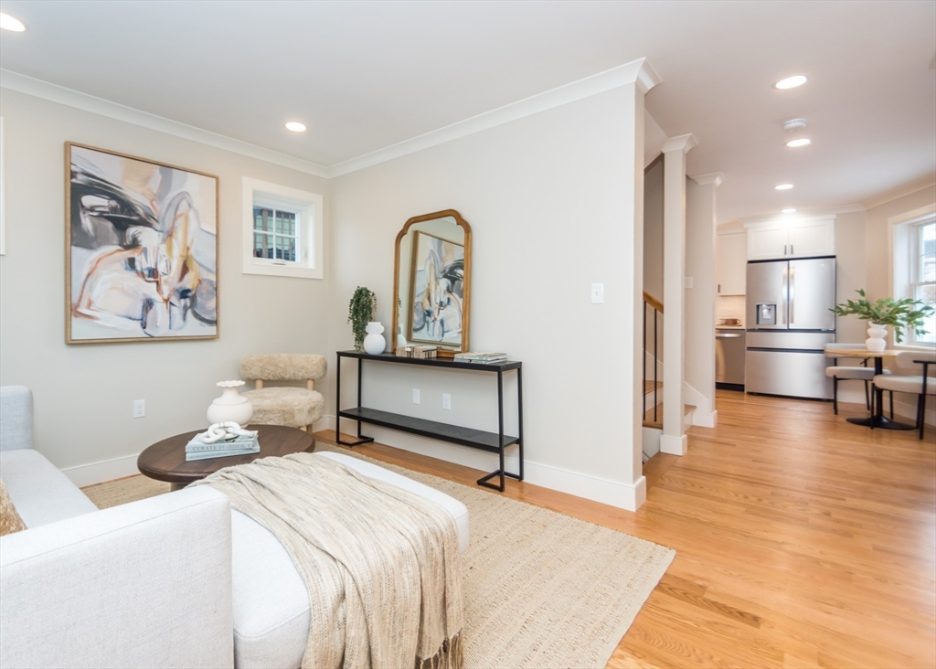 89 Hardy Pond Road Waltham, MA 02451 - Photo 9 of 39