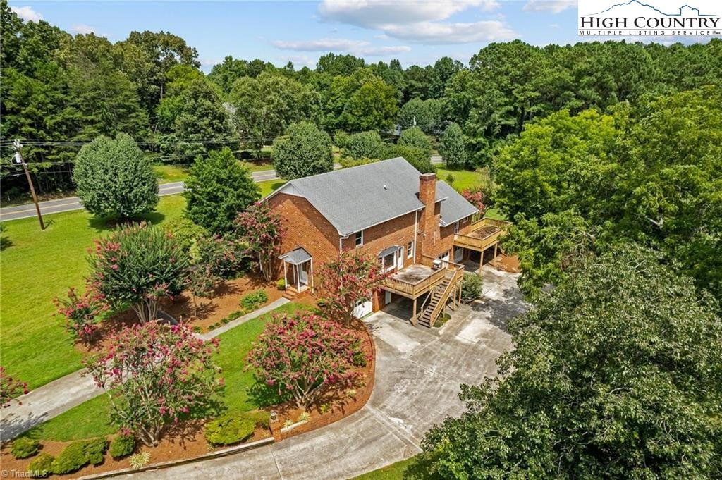 2601 Burke Farm Road Clemmons, NC 27012 - Photo 2 of 44 Gallery Image 2