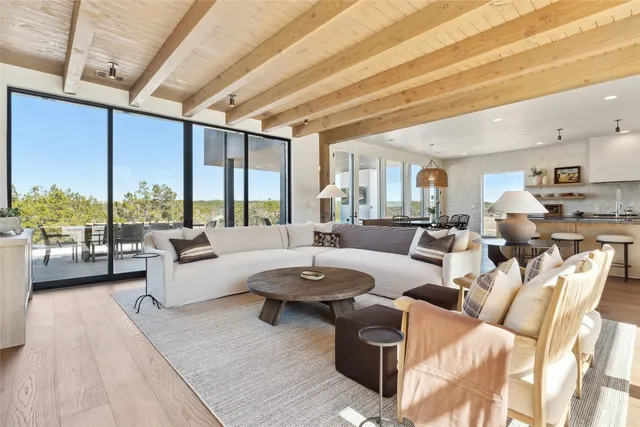 $3,373,944 | 101 Esperanto Way, Spicewood, TX 78669