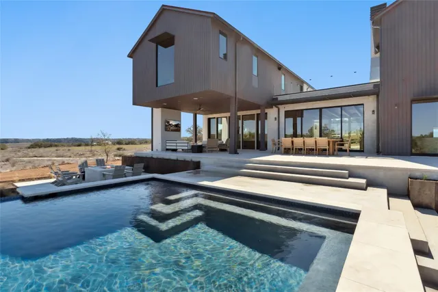 $3,373,944 | 101 Esperanto Way, Spicewood, TX 78669