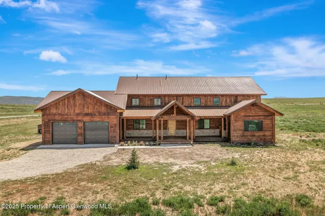 $870,000 | 38290 Hillcrest Court, Hayden, CO 81639