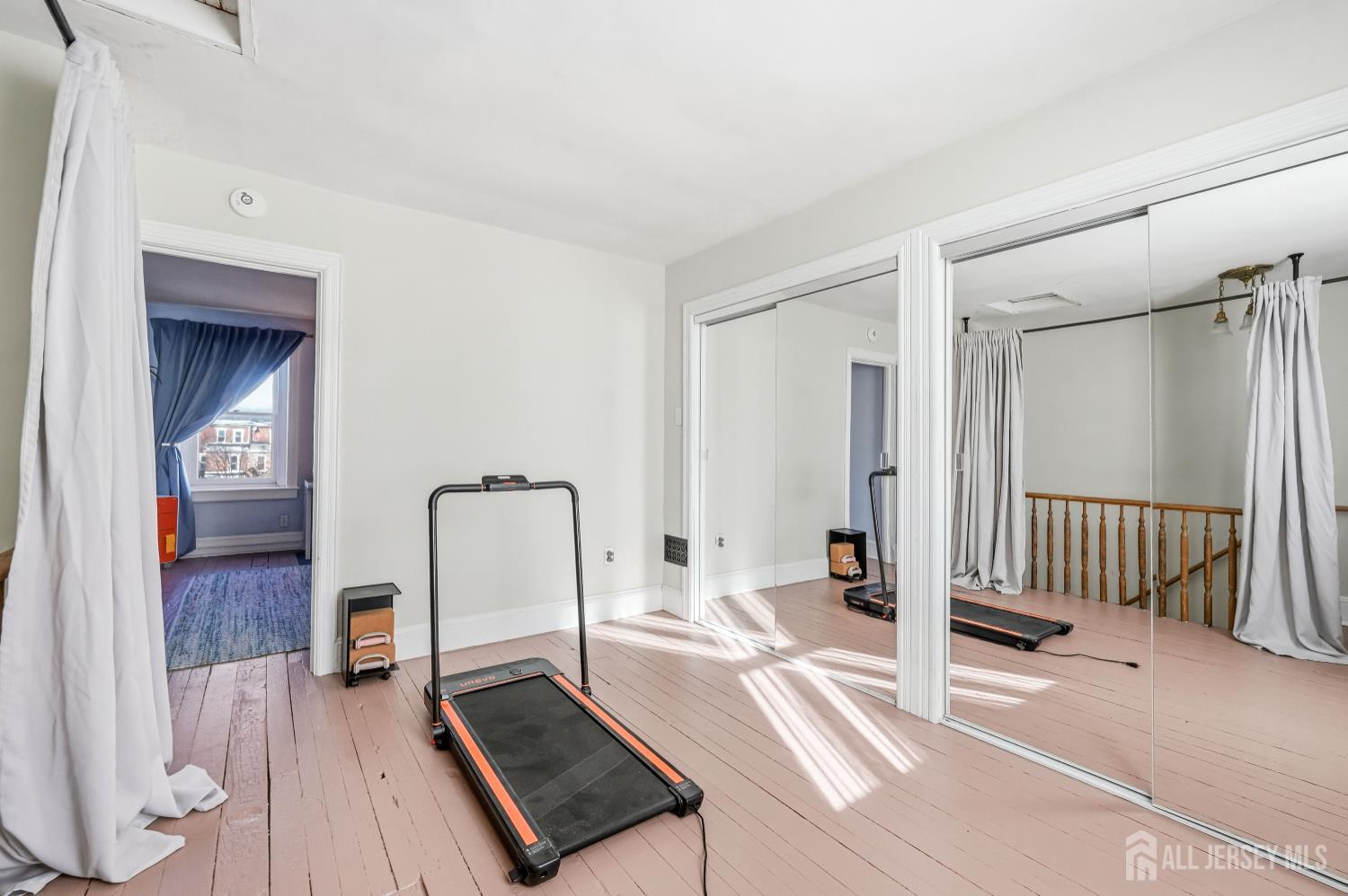 346 East Union Street Burlington, NJ 08016 - Photo 33 of 48