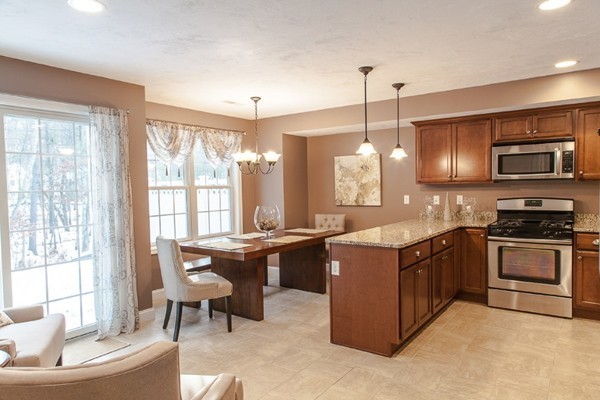 9 Rockingham Drive, Unit 139 Lowell, MA 01852 - Photo 3 of 14 Gallery Image 3