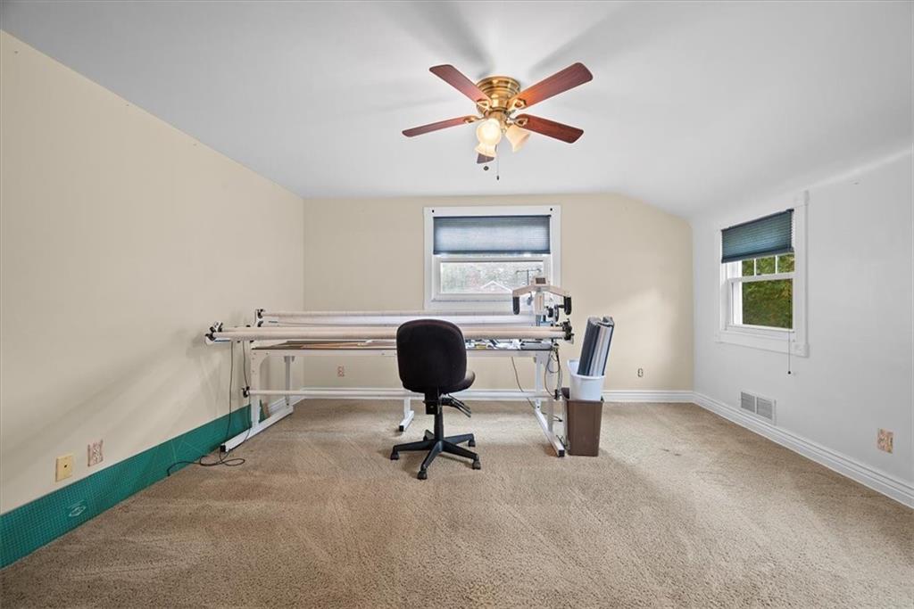 220 Ridgeview Drive Venetia, PA 15367 - Photo 12 of 15 Gallery Image 12