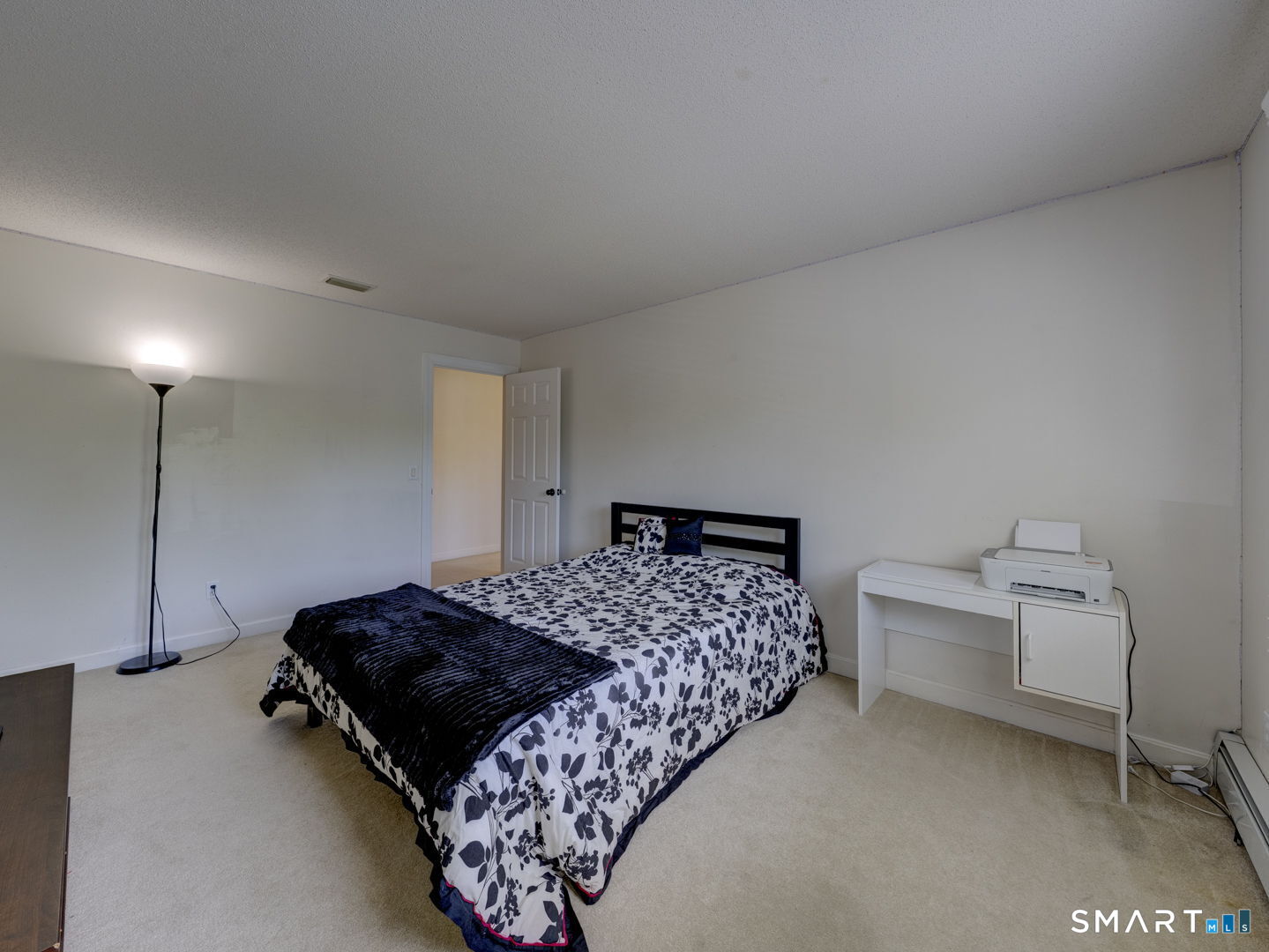 11 Lexington Road Avon, CT 06001 - Photo 31 of 40