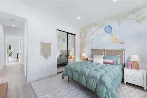 $1,595,950 | 17336 Collins Street, Encino, CA 91316