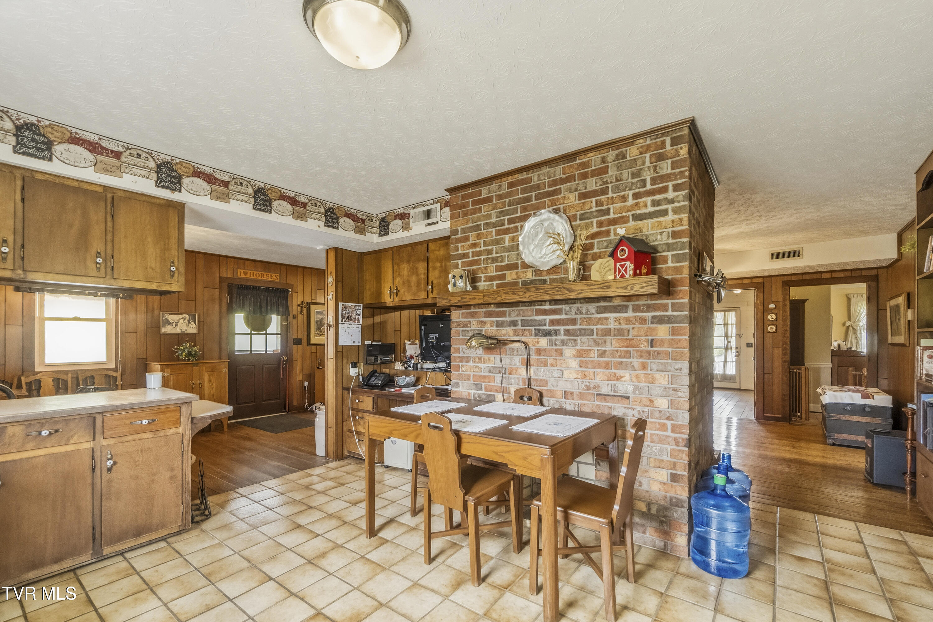120 Jim Ford Road Jonesborough, TN 37659 - Photo 10 of 81 10