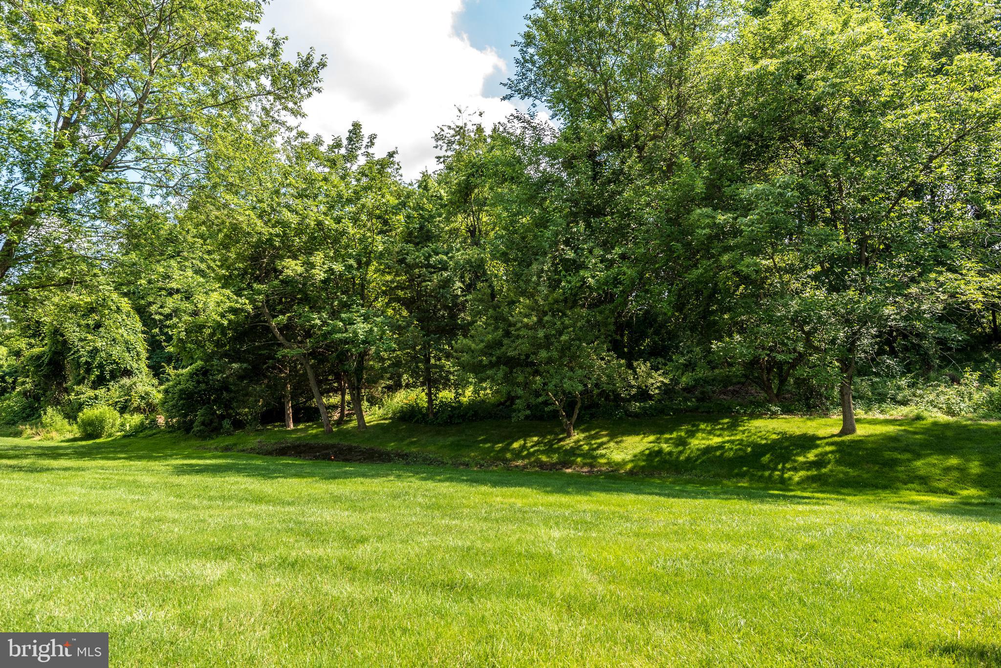 1257 Fountain Road Newtown, PA 18940 - Photo 6 of 36 Gallery Image 6