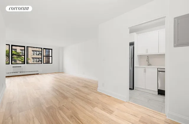 $599,000 | 145 East 15th Street, Unit 9H | Gramercy